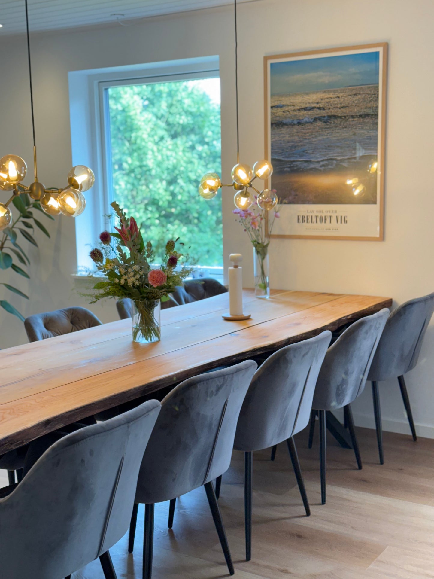 Specialet designet egetræsbords